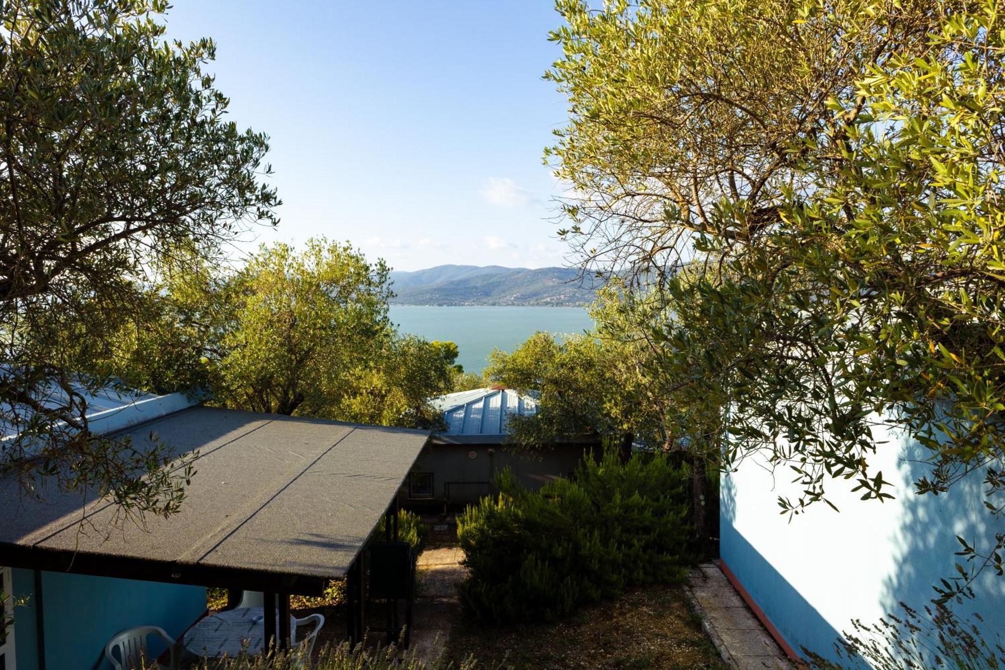 Cerquestra Camping Village Monte del Lago Exterior photo
